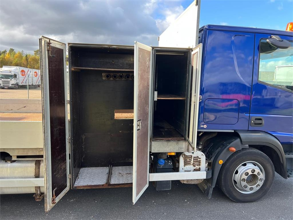 Iveco Euro Cargo 120 E22 - Autotransporter truck: picture 5 Iveco Euro Cargo 120 E22 - Autotransporter truck: picture 5