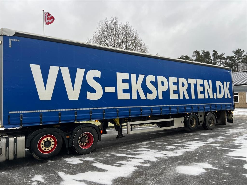 MTDK CI200 - 13,6 mtr - lodretstående lift - Curtainsider semi-trailer: picture 2 MTDK CI200 - 13,6 mtr - lodretstående lift - Curtainsider semi-trailer: picture 2