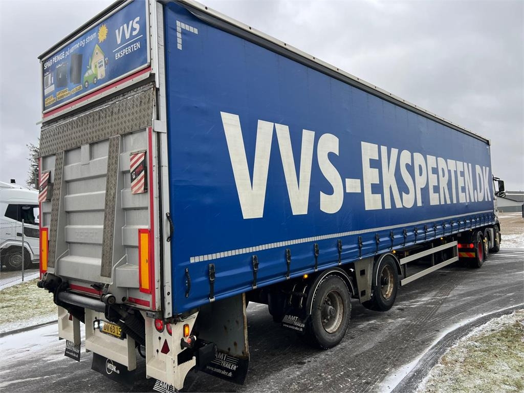 MTDK CI200 - 13,6 mtr - lodretstående lift - Curtainsider semi-trailer: picture 1 MTDK CI200 - 13,6 mtr - lodretstående lift - Curtainsider semi-trailer: picture 1