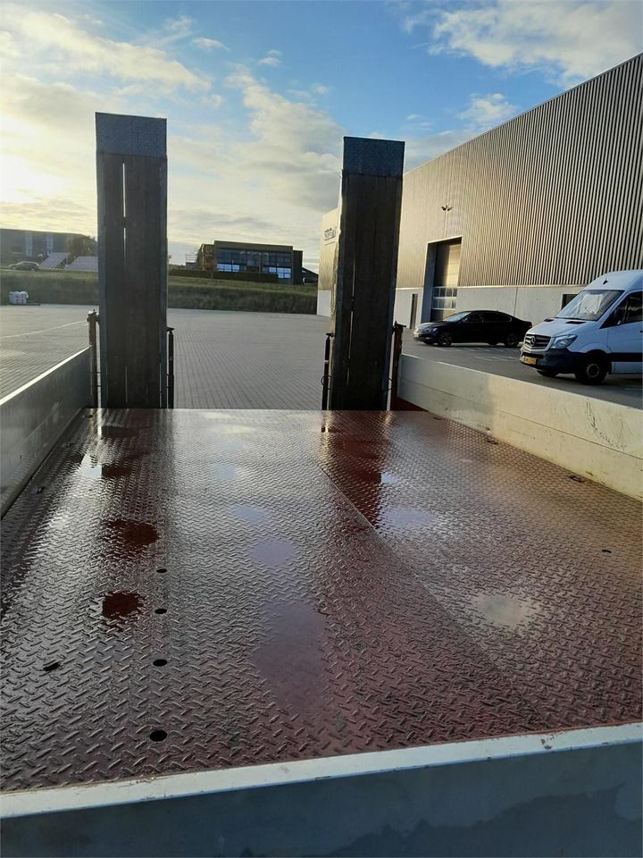 MTDK KC200 11,8 ton 5,2 mtr lad + ramper - Low loader trailer: picture 4 MTDK KC200 11,8 ton 5,2 mtr lad + ramper - Low loader trailer: picture 4