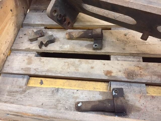 Scania Sneplovbeslag frontplade til Scania - Bumper for Truck: picture 3 Scania Sneplovbeslag frontplade til Scania - Bumper for Truck: picture 3