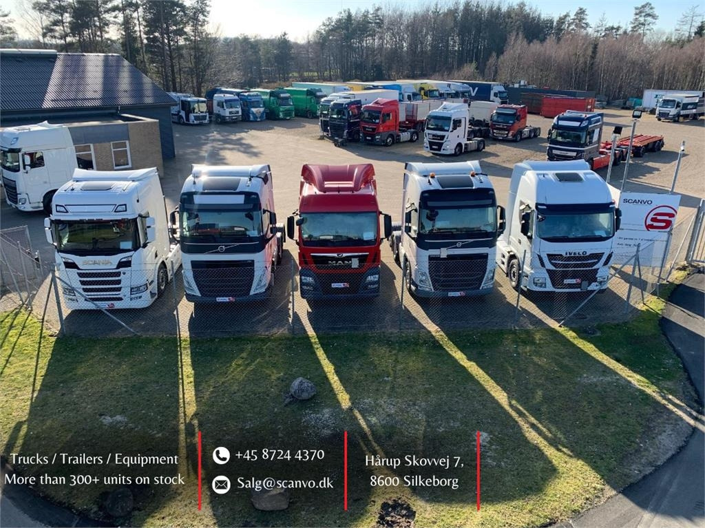 Volvo FM500 8x4 - HMF 3220K6 - Skip loader truck: picture 5 Volvo FM500 8x4 - HMF 3220K6 - Skip loader truck: picture 5