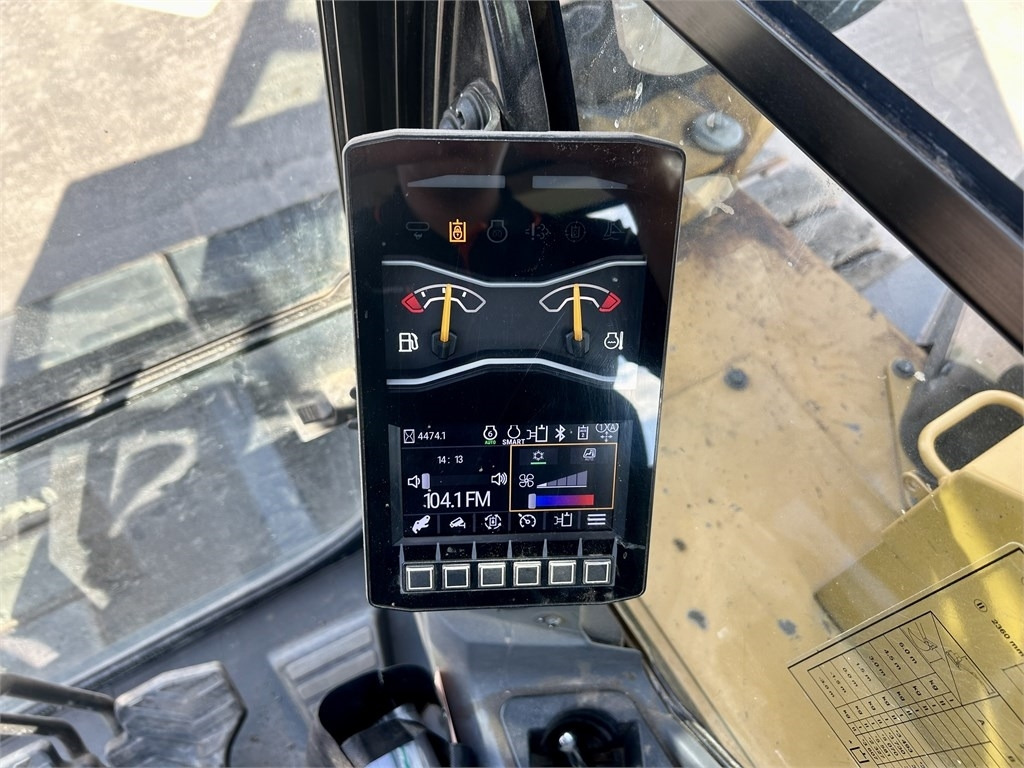 Mini excavator CAT 308CR NEXT GEN PYÖRITTÄJÄLLÄ: picture 19