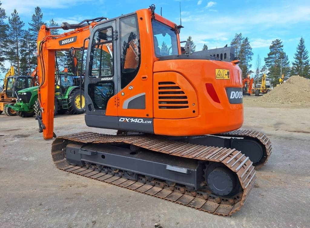 Doosan DX140LCR-5 - Crawler excavator: picture 2 Doosan DX140LCR-5 - Crawler excavator: picture 2