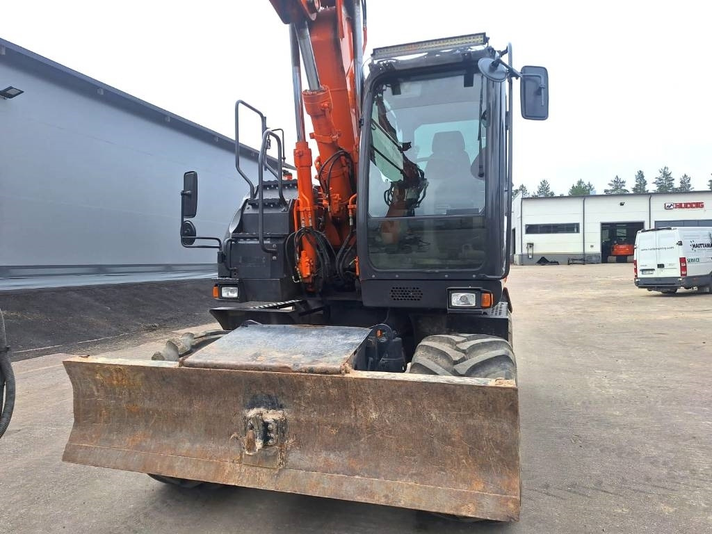 Wheel excavator Hitachi ZX140W-5 HUIPPUVARUSTEET: picture 7