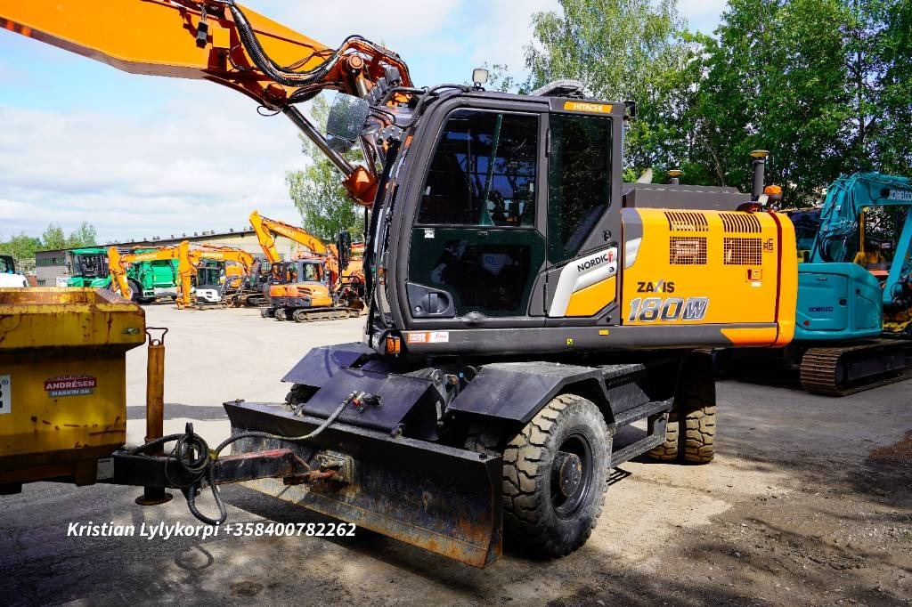Wheel excavator Hitachi ZX180W-7 HUIPPUVARUSTEET STAGE 5: picture 6