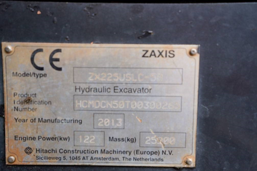 Crawler excavator Hitachi ZX225USLC-5B MARTTIINILLA: picture 15