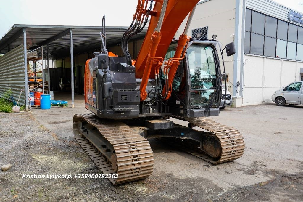 Crawler excavator Hitachi ZX225USLC-7 STAGE V: picture 8