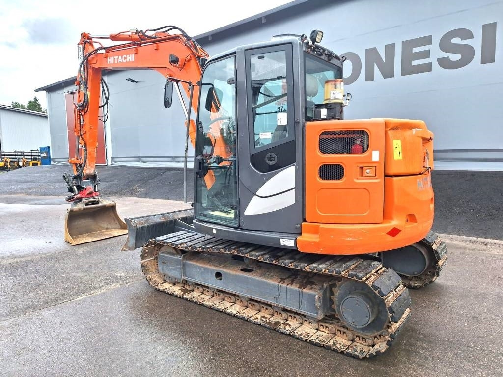 Hitachi ZX85USB-5 PYÖRITTÄJÄLLÄ  - Mini excavator: picture 2 Hitachi ZX85USB-5 PYÖRITTÄJÄLLÄ  - Mini excavator: picture 2