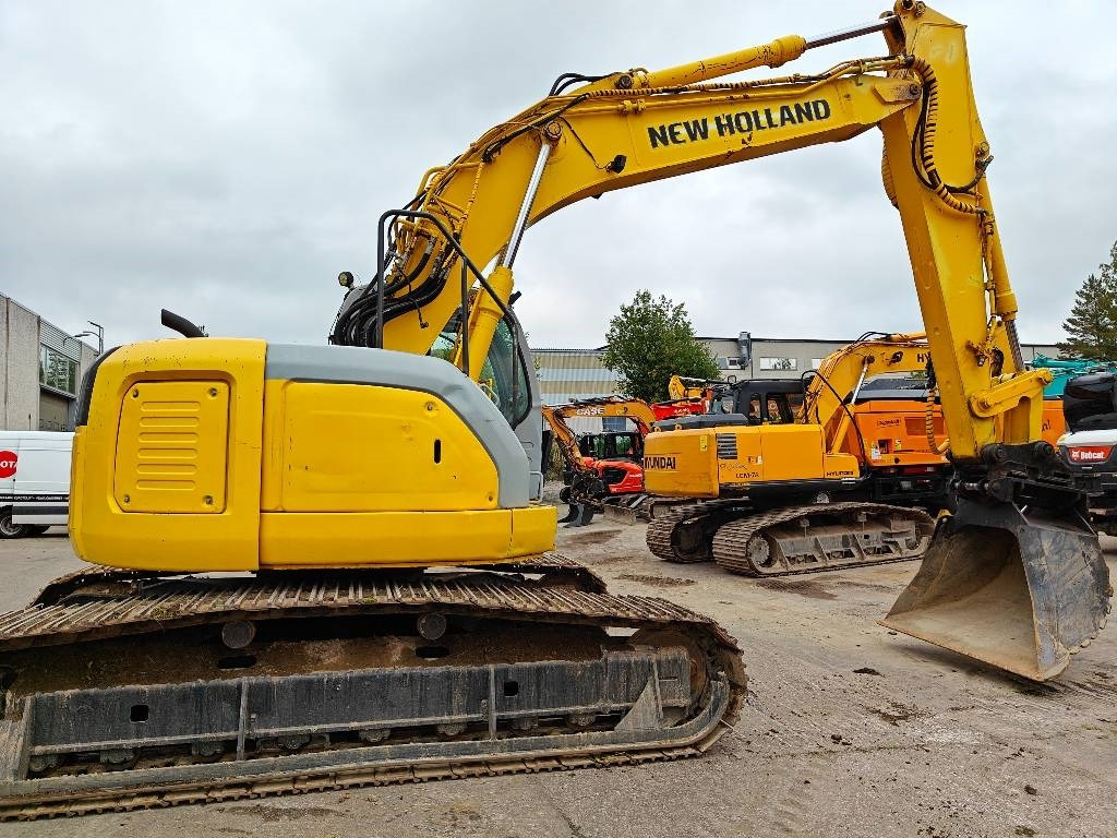 Crawler excavator New Holland E200SRLC KALLISTUVA KAUHA: picture 8