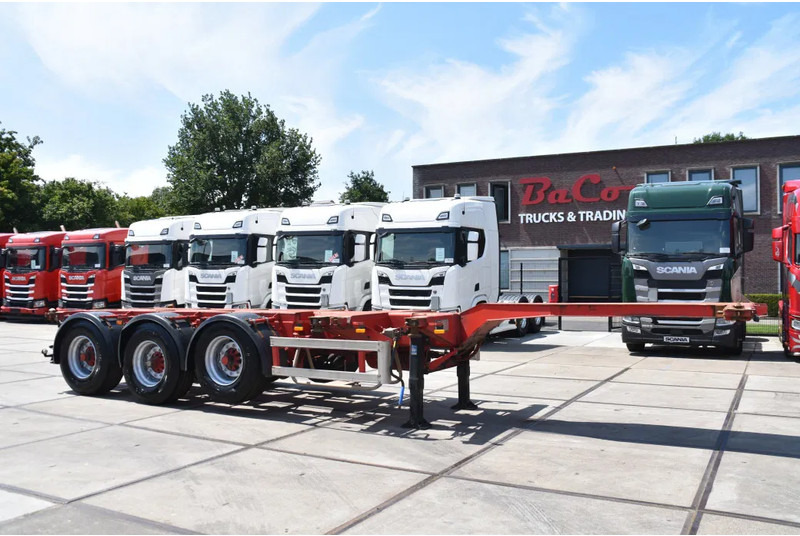 Nooteboom containerchassis - LIFT AXLE - DISC BRAKES - BPW AXLES - 2 x EXTENDABLE - - Container transporter/ Swap body semi-trailer: picture 1 Nooteboom containerchassis - LIFT AXLE - DISC BRAKES - BPW AXLES - 2 x EXTENDABLE - - Container transporter/ Swap body semi-trailer: picture 1