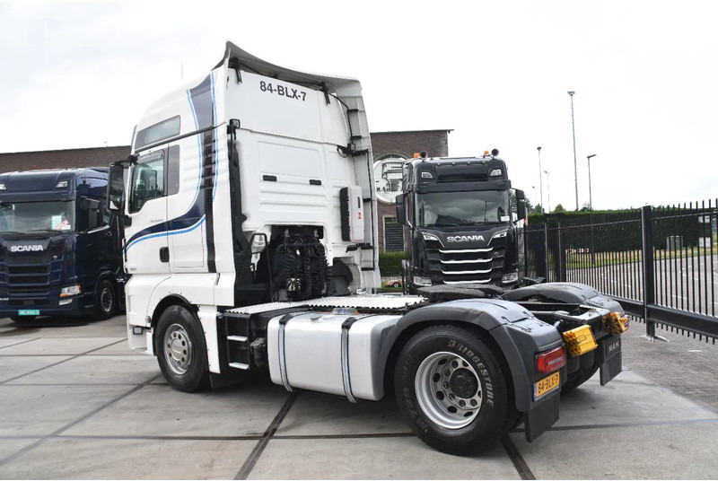 MAN TGX 18.420 - EURO 6 - ADR FL - PARK. AIRCO - NAVI - PTO - XENON LIGHTS - TOP CONDITION - - Tractor unit: picture 3 MAN TGX 18.420 - EURO 6 - ADR FL - PARK. AIRCO - NAVI - PTO - XENON LIGHTS - TOP CONDITION - - Tractor unit: picture 3