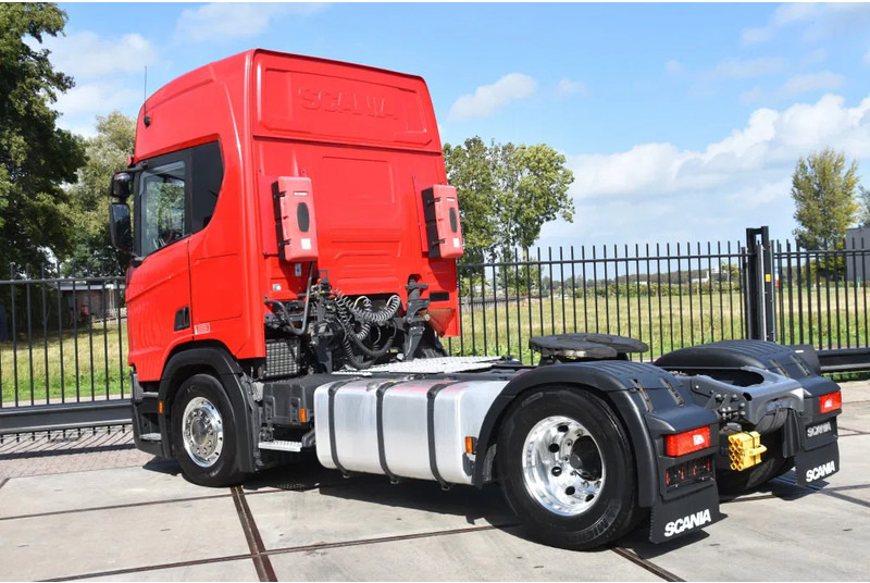 Scania R450 NGS 4x2 - ADR FL - RETARDER - 782 TKM - PTO - PARK. AIRCO - 4 POINT AIR SUSPENSION - ALCOA'S - LED LIGHTS - - Tractor unit: picture 3 Scania R450 NGS 4x2 - ADR FL - RETARDER - 782 TKM - PTO - PARK. AIRCO - 4 POINT AIR SUSPENSION - ALCOA'S - LED LIGHTS - - Tractor unit: picture 3