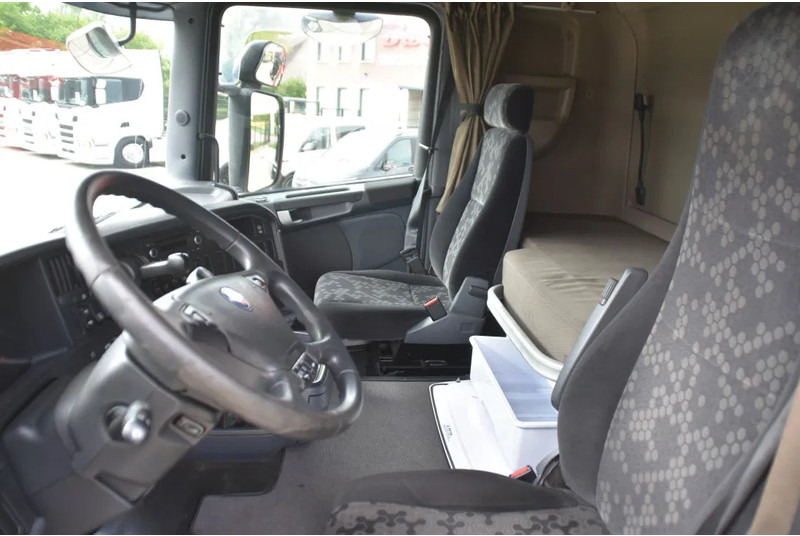 Scania R450 TL 4x2 - CROWN EDITION - SCR ONLY - 878 TKM - AIRCO - 4 POINT AIRSUSP. REAR - XENON - - Tractor unit: picture 4 Scania R450 TL 4x2 - CROWN EDITION - SCR ONLY - 878 TKM - AIRCO - 4 POINT AIRSUSP. REAR - XENON - - Tractor unit: picture 4