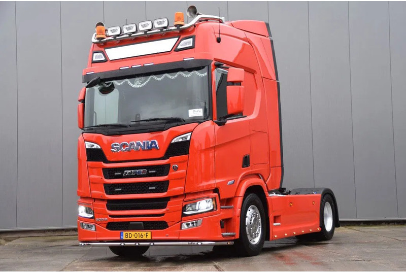 Scania R500 NGS 4x2 SUPER - NEW TACHO - ADR AT - 194 TKM - NAVI - LEATHER SEATS - 4 POINT AIR SUSP. REAR - ALCOA'S - LED - - Tractor unit: picture 1 Scania R500 NGS 4x2 SUPER - NEW TACHO - ADR AT - 194 TKM - NAVI - LEATHER SEATS - 4 POINT AIR SUSP. REAR - ALCOA'S - LED - - Tractor unit: picture 1