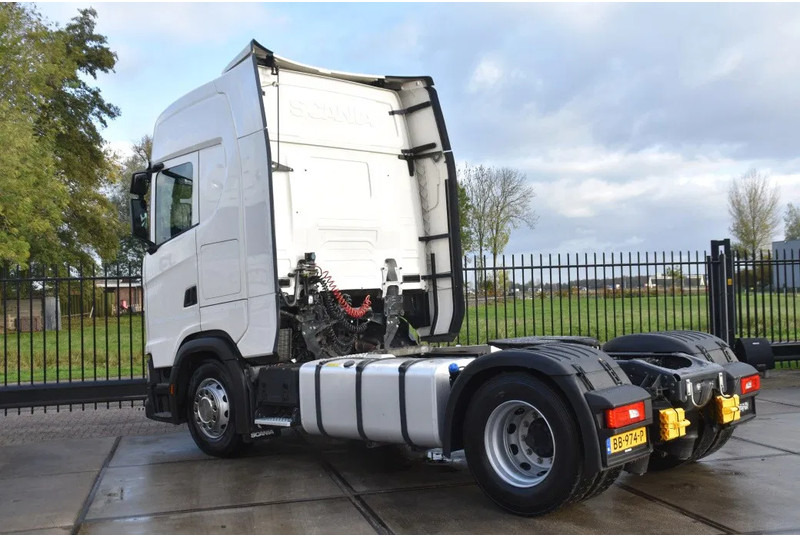 Scania S410 NGS 4x2EB MEGA 95 cm or 103 cm driving height - RETARDER - 781 TKM - FULL AIR - PARK. AIRCO - LEATHER SEATS - 2 x FUEL TANK - Tractor unit: picture 3 Scania S410 NGS 4x2EB MEGA 95 cm or 103 cm driving height - RETARDER - 781 TKM - FULL AIR - PARK. AIRCO - LEATHER SEATS - 2 x FUEL TANK - Tractor unit: picture 3