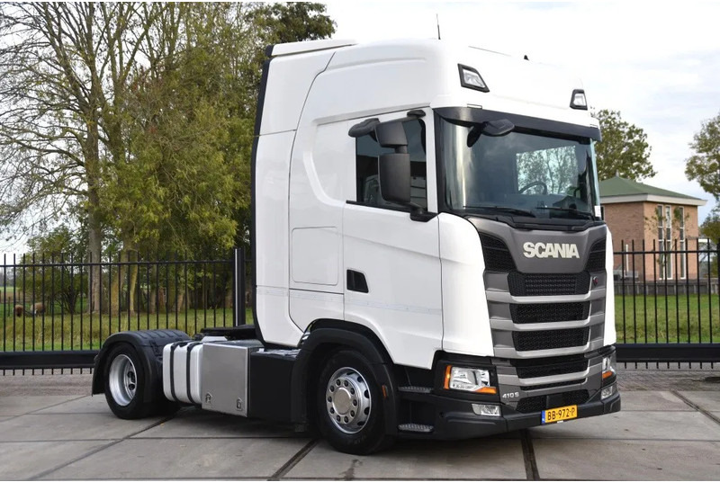 Scania S410 NGS 4x2EB MEGA 95 cm or 103 cm driving height - RETARDER - 817 TKM - FULL AIR - PARK. AIRCO - LEATHER SEATS - 2 x FUEL TANK - Tractor unit: picture 1 Scania S410 NGS 4x2EB MEGA 95 cm or 103 cm driving height - RETARDER - 817 TKM - FULL AIR - PARK. AIRCO - LEATHER SEATS - 2 x FUEL TANK - Tractor unit: picture 1