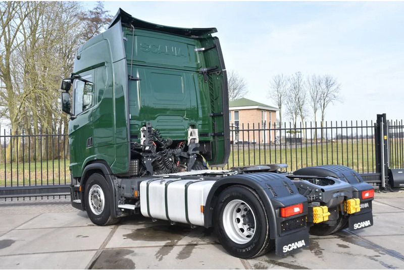 Scania S500 NGS 4x2 - RETARDER - 245 TKM - ACC - PARK. AIRCO - 2 x FUEL TANKS - LED LIGHTS - TOP CONDITION - - Tractor unit: picture 3 Scania S500 NGS 4x2 - RETARDER - 245 TKM - ACC - PARK. AIRCO - 2 x FUEL TANKS - LED LIGHTS - TOP CONDITION - - Tractor unit: picture 3