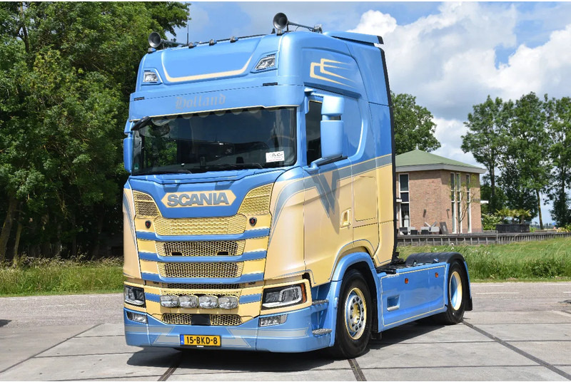 Scania S500 NGS 4x2NB - RETARDER - FULL AIR - PARK. AIRCO - FULL OPTIONS - 4 POINT AIR SUSPENSION - EXCELLENT CONDITION - - Tractor unit: picture 2 Scania S500 NGS 4x2NB - RETARDER - FULL AIR - PARK. AIRCO - FULL OPTIONS - 4 POINT AIR SUSPENSION - EXCELLENT CONDITION - - Tractor unit: picture 2