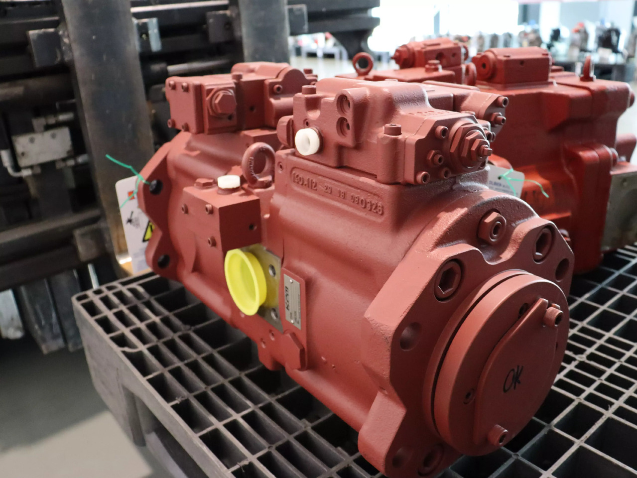 Kawasaki K5V140DTP1A1R6NOA1 - Hydraulic pump for Construction machinery: picture 3 Kawasaki K5V140DTP1A1R6NOA1 - Hydraulic pump for Construction machinery: picture 3