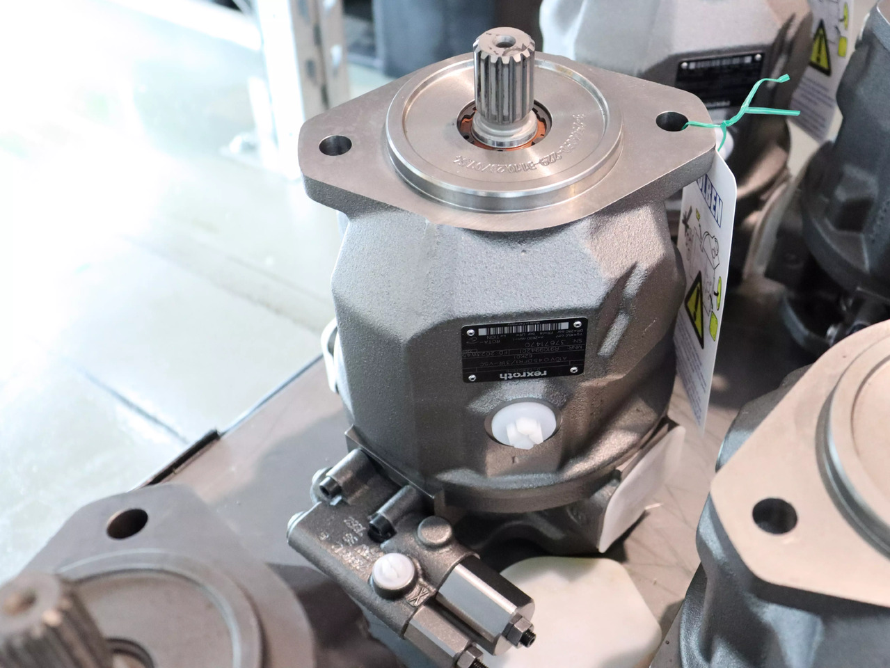 REXROTH A10VO45DFR1/31R-VSC62K01 - Hydraulic pump for Construction machinery: picture 3 REXROTH A10VO45DFR1/31R-VSC62K01 - Hydraulic pump for Construction machinery: picture 3