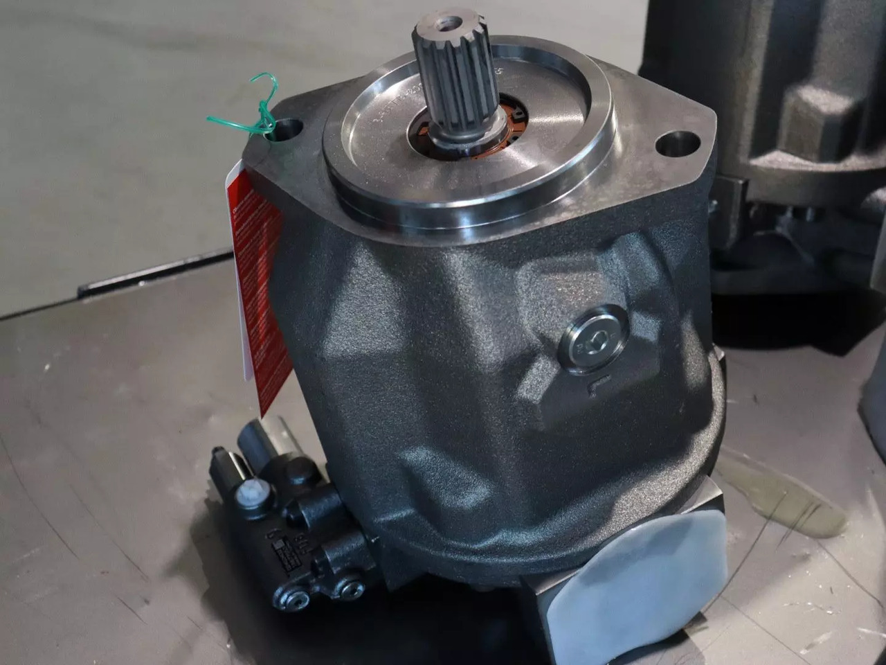 REXROTH A10VO71DFR/31L-VSC92N00 - Hydraulic pump for Construction machinery: picture 2 REXROTH A10VO71DFR/31L-VSC92N00 - Hydraulic pump for Construction machinery: picture 2