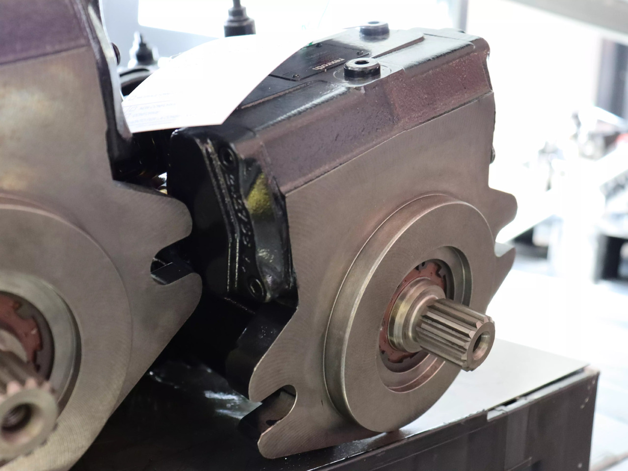 REXROTH A4VG40DA1D2/32R-NZC02F025SP-S - Hydraulic pump for Construction machinery: picture 2 REXROTH A4VG40DA1D2/32R-NZC02F025SP-S - Hydraulic pump for Construction machinery: picture 2