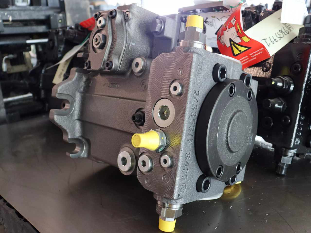 REXROTH A4VG90HWDT1/32R-NZF02F001S - Hydraulic pump for Construction machinery: picture 2 REXROTH A4VG90HWDT1/32R-NZF02F001S - Hydraulic pump for Construction machinery: picture 2