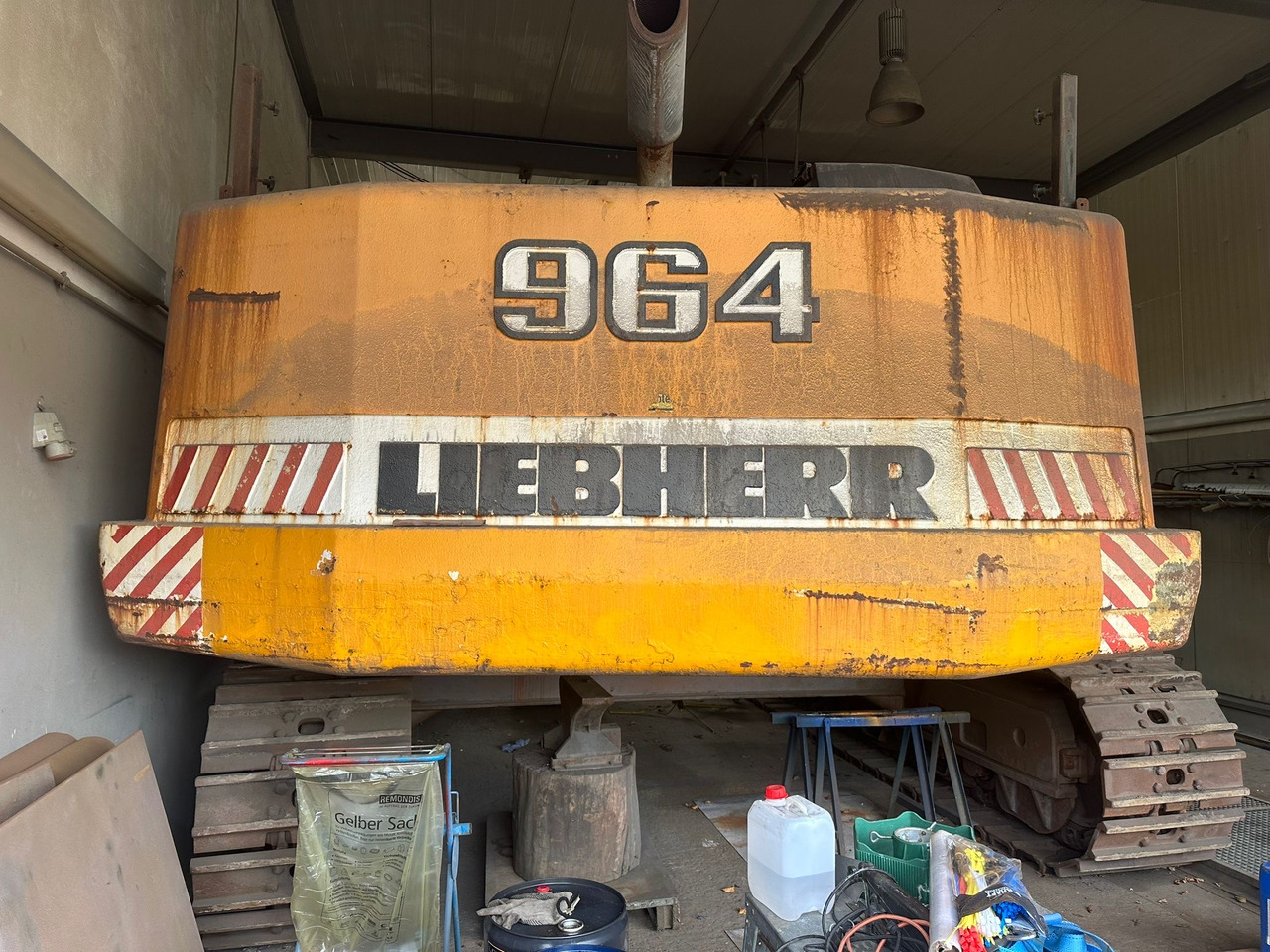 LIEBHERR R964 sparepartcarrier - Crawler excavator: picture 3 LIEBHERR R964 sparepartcarrier - Crawler excavator: picture 3