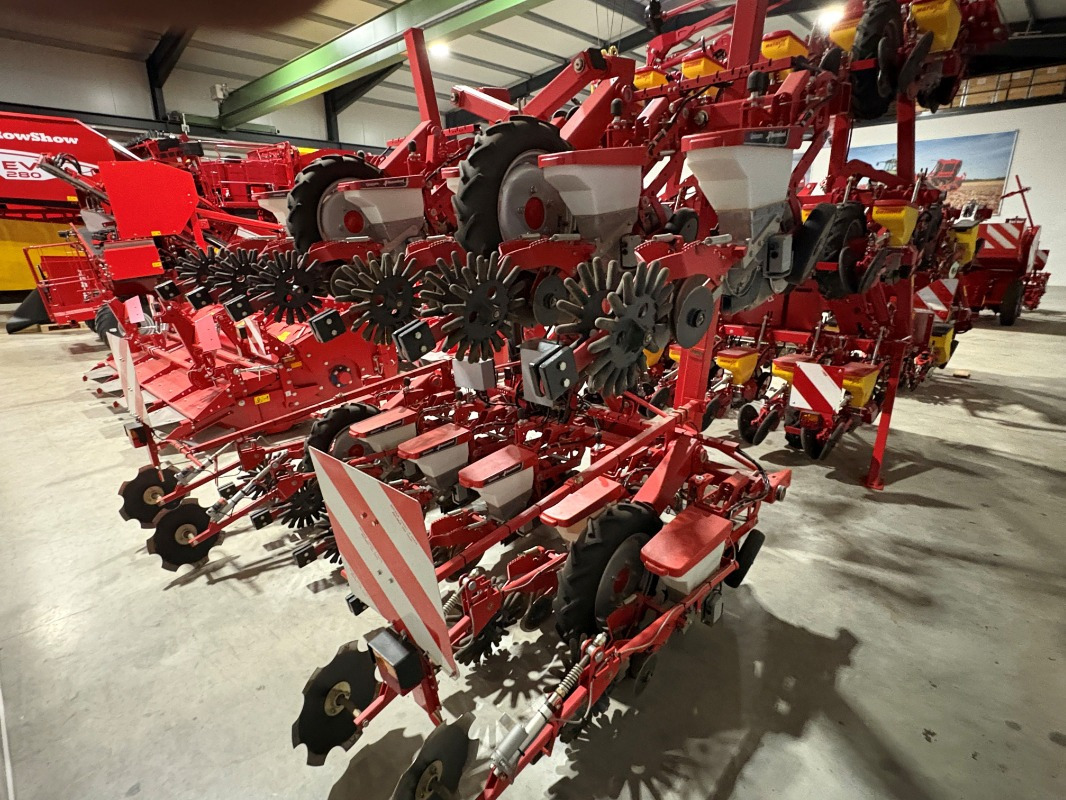 Kverneland UNICORN 1200 - Seed drill: picture 2 Kverneland UNICORN 1200 - Seed drill: picture 2
