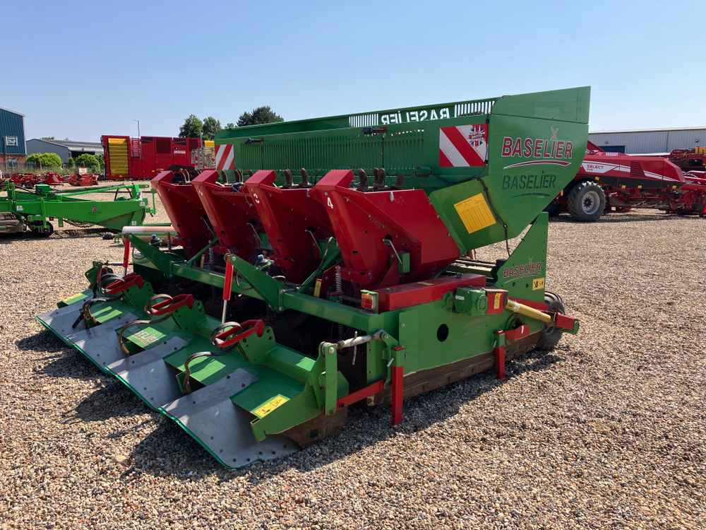 Baselier Baselier 4 Row Mounted FA-W, Potato Planter Tilla Combination - Harvester: picture 5 Baselier Baselier 4 Row Mounted FA-W, Potato Planter Tilla Combination - Harvester: picture 5