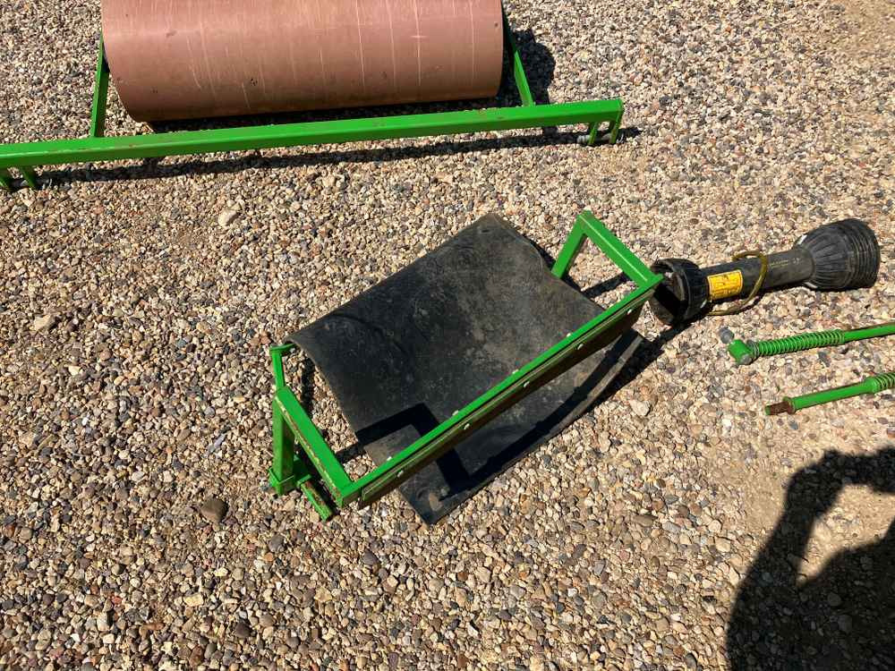Grape harvesting machine Jones Onion Windrower: picture 12
