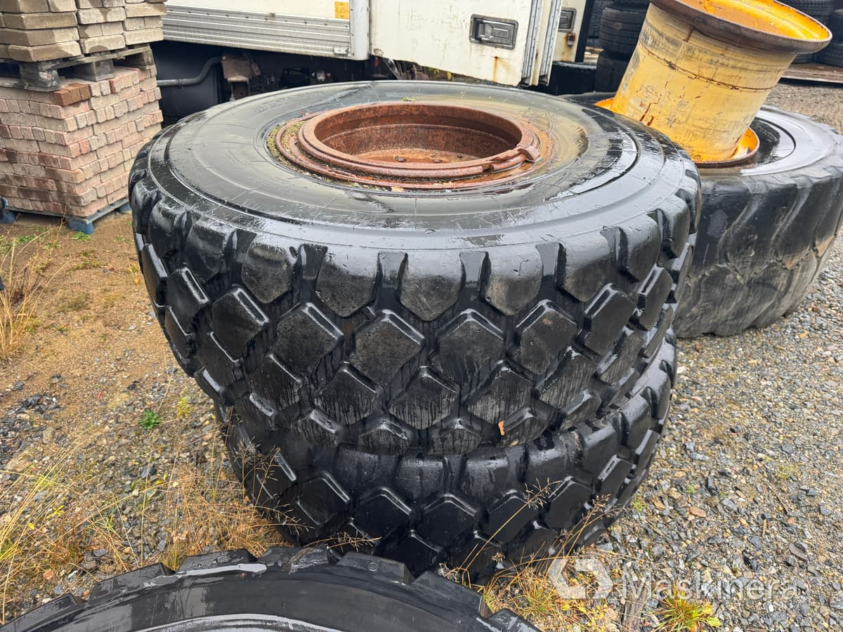 Hjul West Lake 20.5R25 CB760 - Wheel and tire package for Construction machinery: picture 2 Hjul West Lake 20.5R25 CB760 - Wheel and tire package for Construction machinery: picture 2