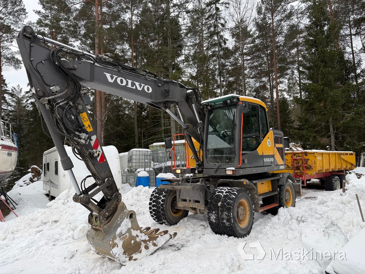 Hjulgrävare Volvo EWR150E med tillbehör - Crawler excavator: picture 1 Hjulgrävare Volvo EWR150E med tillbehör - Crawler excavator: picture 1
