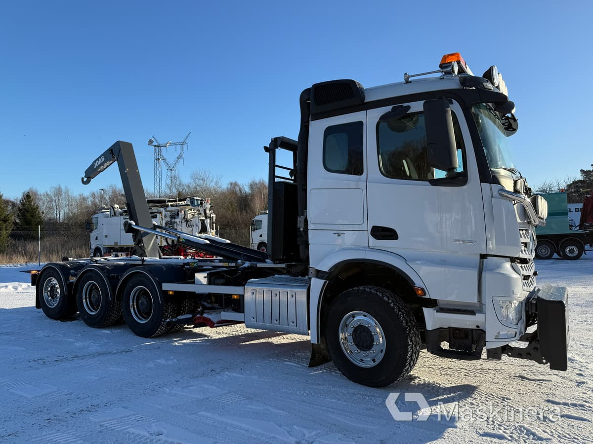 Lastväxlare Mercedes-Benz Arocs 3251 8x4 Plogutrustad - Hook lift truck: picture 4 Lastväxlare Mercedes-Benz Arocs 3251 8x4 Plogutrustad - Hook lift truck: picture 4
