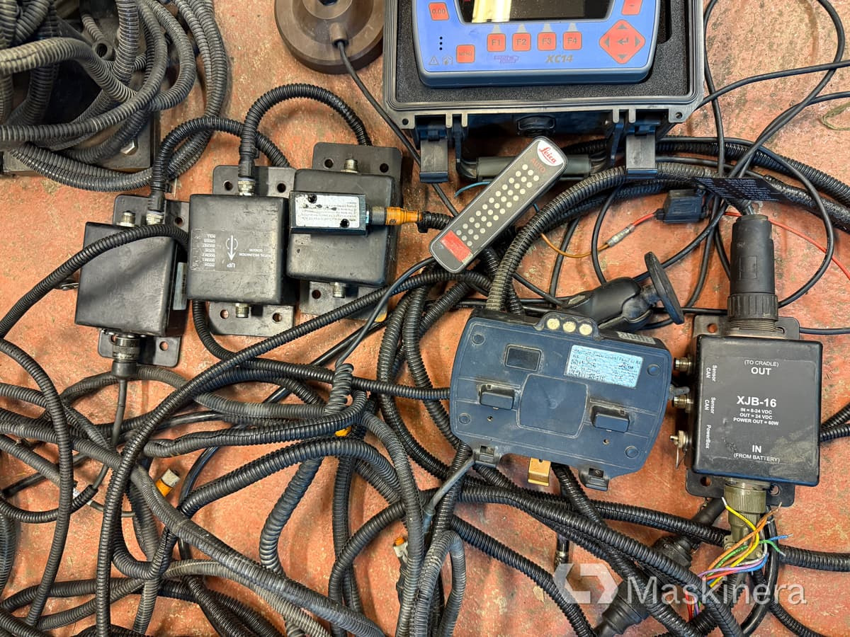 Maskinstyrning Leica Scanlaser XC14 - Sensor for Construction machinery: picture 3 Maskinstyrning Leica Scanlaser XC14 - Sensor for Construction machinery: picture 3