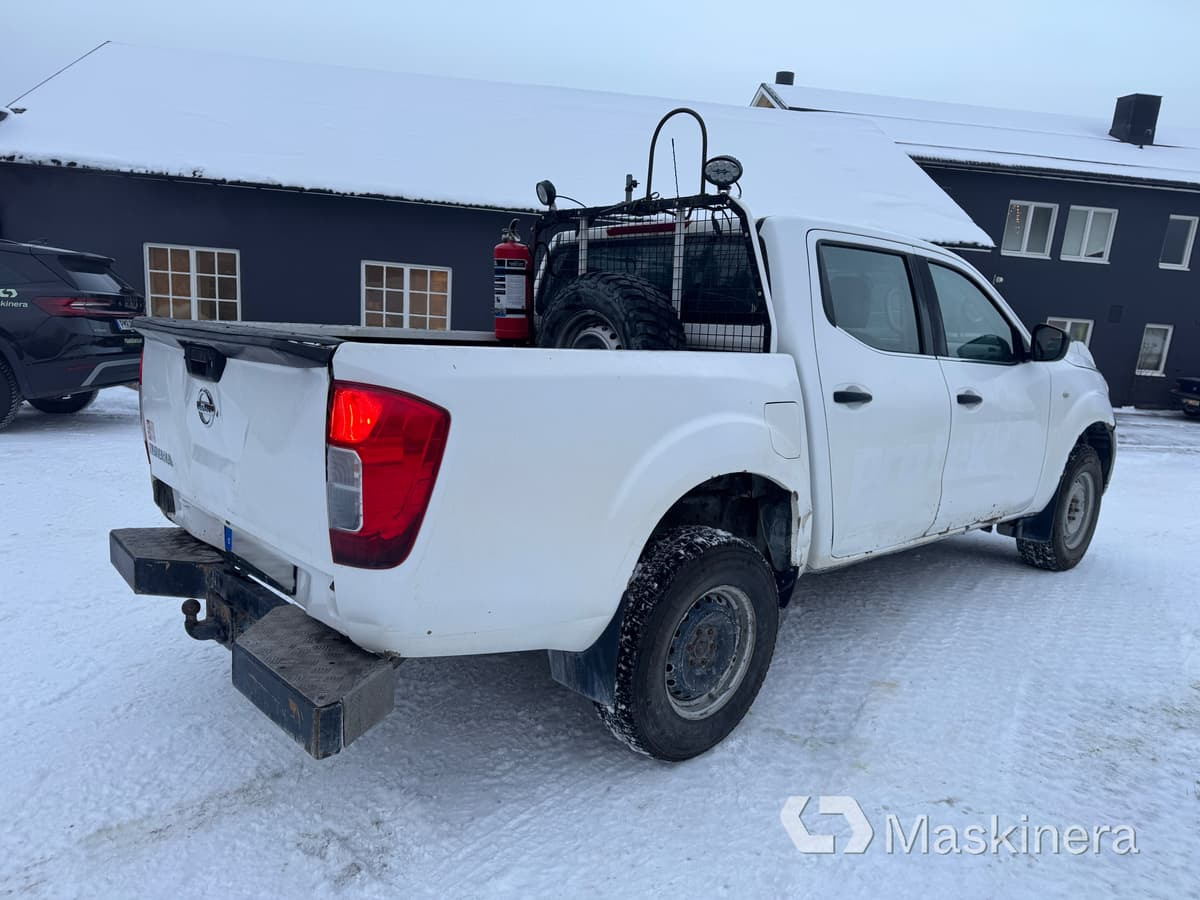 Pickup Nissan Navara med dubbelhytt - Small van: picture 5 Pickup Nissan Navara med dubbelhytt - Small van: picture 5