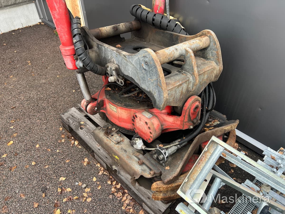 Tiltrotator Indexator RT80 med grip S80 - Tiltrotator: picture 4 Tiltrotator Indexator RT80 med grip S80 - Tiltrotator: picture 4