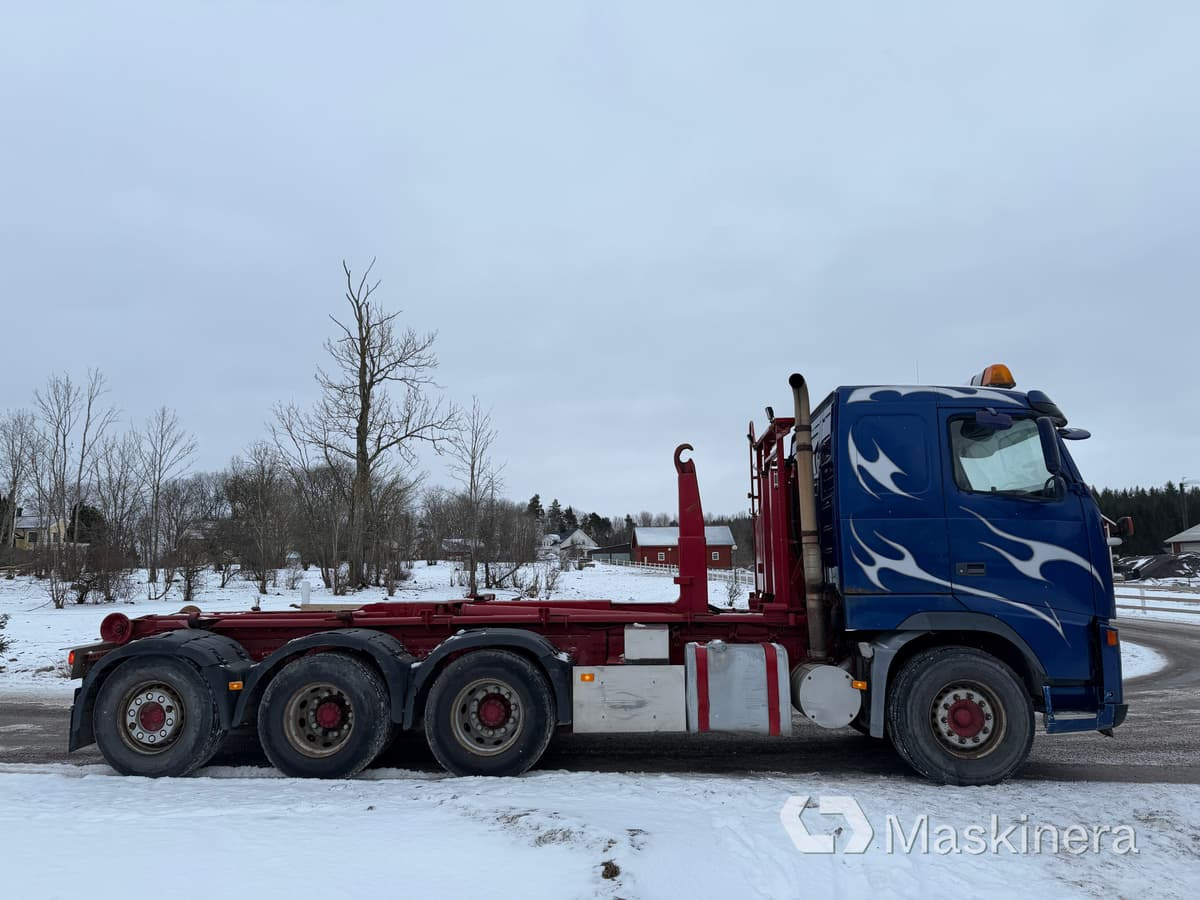 Volvo FH 13-37 8X4 Lastväxlare Volvo FH 12-37 8X4 Tridem - Hook lift truck: picture 4 Volvo FH 13-37 8X4 Lastväxlare Volvo FH 12-37 8X4 Tridem - Hook lift truck: picture 4