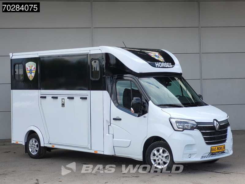 Renault Master 165PK Paardenwagen Hengstenuitvoering Navi LED Trekhaak Airco Cruise Camera Euro6 Horsetruck 15m3 Airco Trekhaak Cruise control - Commercial vehicle: picture 5 Renault Master 165PK Paardenwagen Hengstenuitvoering Navi LED Trekhaak Airco Cruise Camera Euro6 Horsetruck 15m3 Airco Trekhaak Cruise control - Commercial vehicle: picture 5