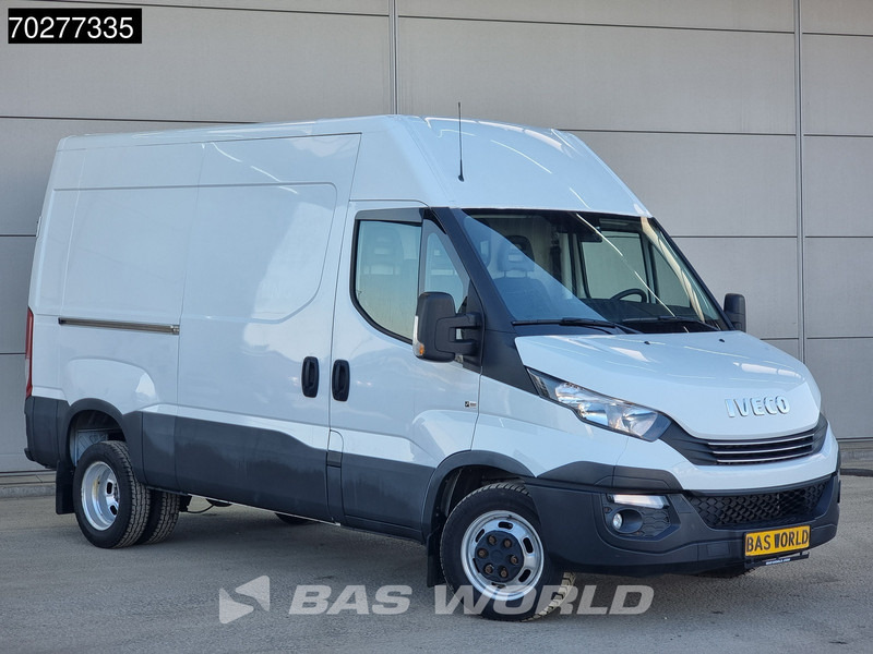 Iveco Daily 35C16 Automaat L2H2 160PK Dubbellucht 3,5t Trekhaak Airco Cruise L2 10m3 Airco Trekhaak Cruise control - Panel van: picture 3 Iveco Daily 35C16 Automaat L2H2 160PK Dubbellucht 3,5t Trekhaak Airco Cruise L2 10m3 Airco Trekhaak Cruise control - Panel van: picture 3
