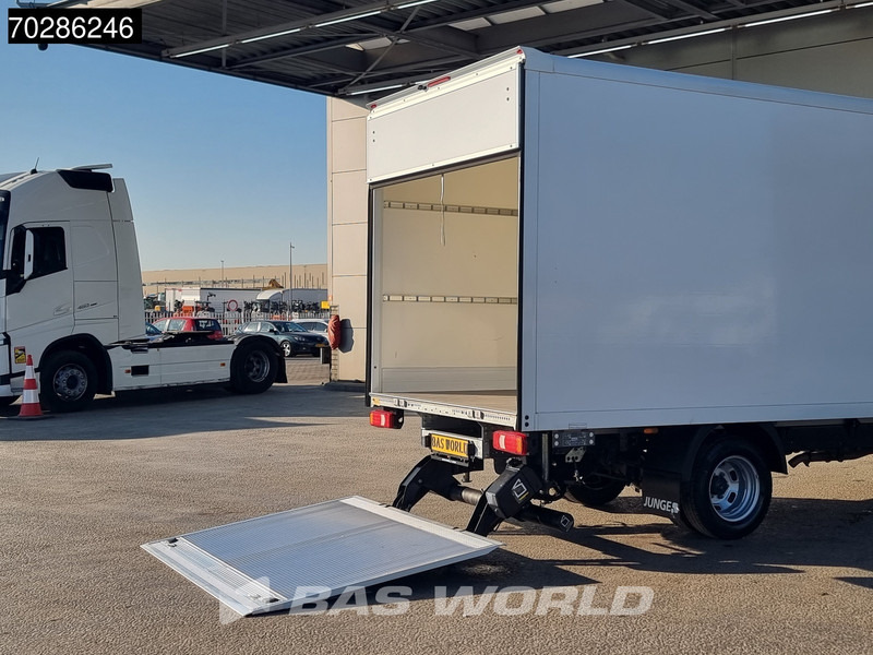 Iveco Daily 35C16 COMING SOON! Automaat Laadklep Bakwagen Dubbellucht Airco Camera Meubelbak Koffer 19m3 Airco - Box van: picture 3 Iveco Daily 35C16 COMING SOON! Automaat Laadklep Bakwagen Dubbellucht Airco Camera Meubelbak Koffer 19m3 Airco - Box van: picture 3