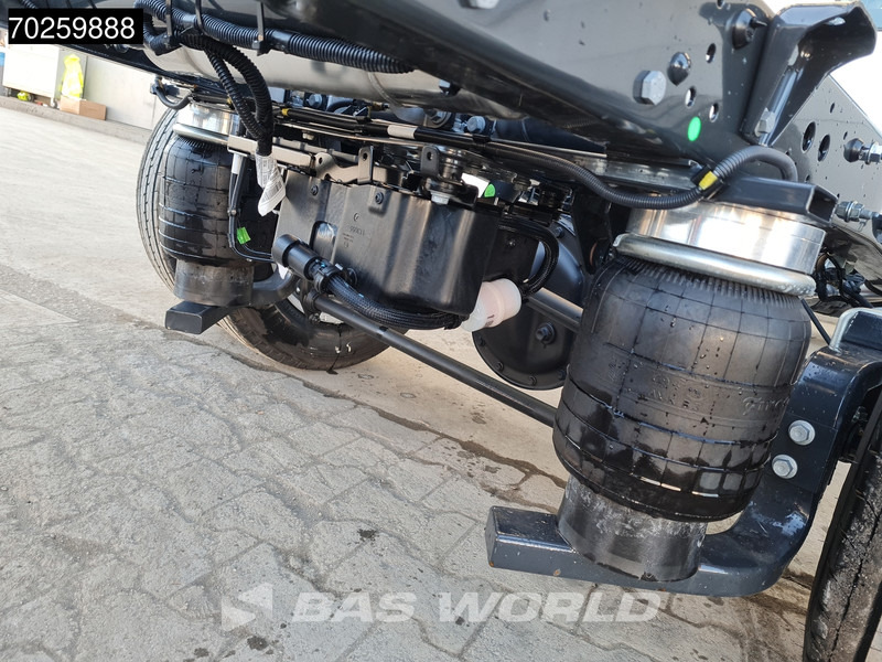 Iveco Daily 35C18 3.0L Automaat Luchtvering Laadklep Zijdeur Dubbellucht Bakwagen 180PK LED Airco Cruise Camera Lat om Lat D'Hollandia Euro6 - Box van: picture 5 Iveco Daily 35C18 3.0L Automaat Luchtvering Laadklep Zijdeur Dubbellucht Bakwagen 180PK LED Airco Cruise Camera Lat om Lat D'Hollandia Euro6 - Box van: picture 5