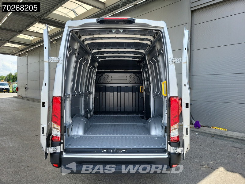 Iveco Daily 35S21 3.0L Automaat L2H2 2025model ACC LED Camera Parkeersensoren L2 3,5t Trekgewicht 12m3 Airco - Panel van: picture 3 Iveco Daily 35S21 3.0L Automaat L2H2 2025model ACC LED Camera Parkeersensoren L2 3,5t Trekgewicht 12m3 Airco - Panel van: picture 3
