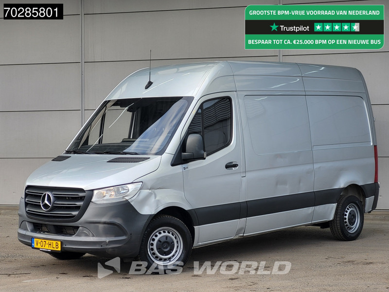Mercedes-Benz Sprinter 214 CDI Automaat L2H2 Airco Cruise Camera Parkeersensoren MBUX Euro6 L2 12m3 Airco Cruise control - Small van: picture 1 Mercedes-Benz Sprinter 214 CDI Automaat L2H2 Airco Cruise Camera Parkeersensoren MBUX Euro6 L2 12m3 Airco Cruise control - Small van: picture 1