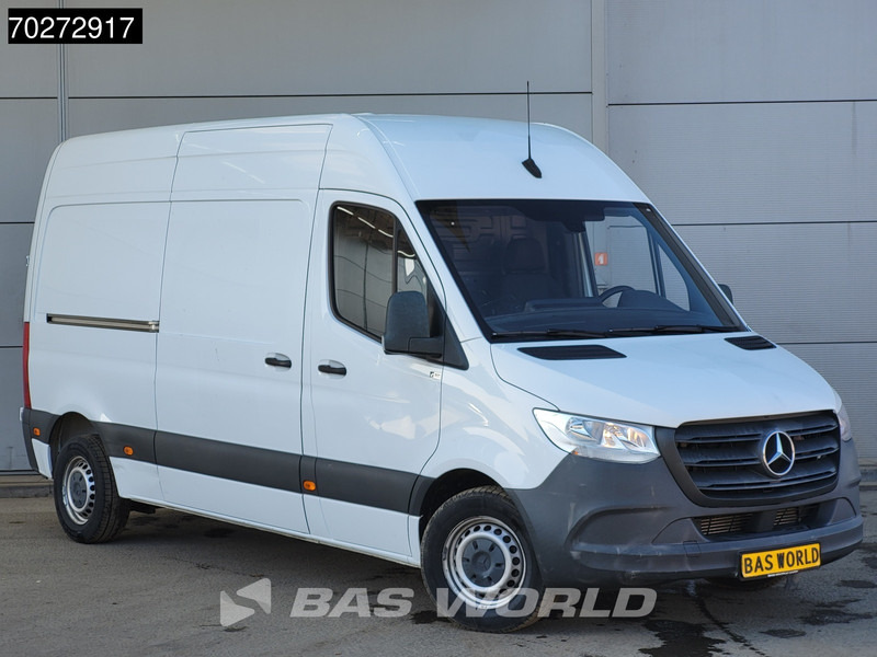 Mercedes-Benz Sprinter 311 CDI L2H2 Airco Cruise Euro6 L2 11m3 Airco Cruise control - Small van: picture 3 Mercedes-Benz Sprinter 311 CDI L2H2 Airco Cruise Euro6 L2 11m3 Airco Cruise control - Small van: picture 3