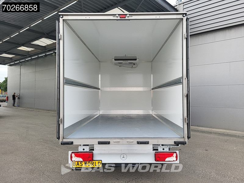 Mercedes-Benz Sprinter 315 CDI Koelwagen Achterdeuren Thermo King C-250 Airco MBUX Koel Koeler Kühl Kühler Kühlwagen Kühlkoffer 17m3 Airco - Refrigerated van: picture 3 Mercedes-Benz Sprinter 315 CDI Koelwagen Achterdeuren Thermo King C-250 Airco MBUX Koel Koeler Kühl Kühler Kühlwagen Kühlkoffer 17m3 Airco - Refrigerated van: picture 3
