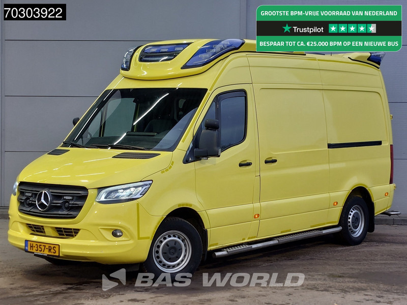 Mercedes-Benz Sprinter 319 CDI 3.0L V6 Ambulance 190PK L2H2 LED Airco Cruise Camera MBUX CarPlay Euro6 Krankenwagen Rettungswagen L2 8m3 Airco Cruise c - Ambulance: picture 1 Mercedes-Benz Sprinter 319 CDI 3.0L V6 Ambulance 190PK L2H2 LED Airco Cruise Camera MBUX CarPlay Euro6 Krankenwagen Rettungswagen L2 8m3 Airco Cruise c - Ambulance: picture 1