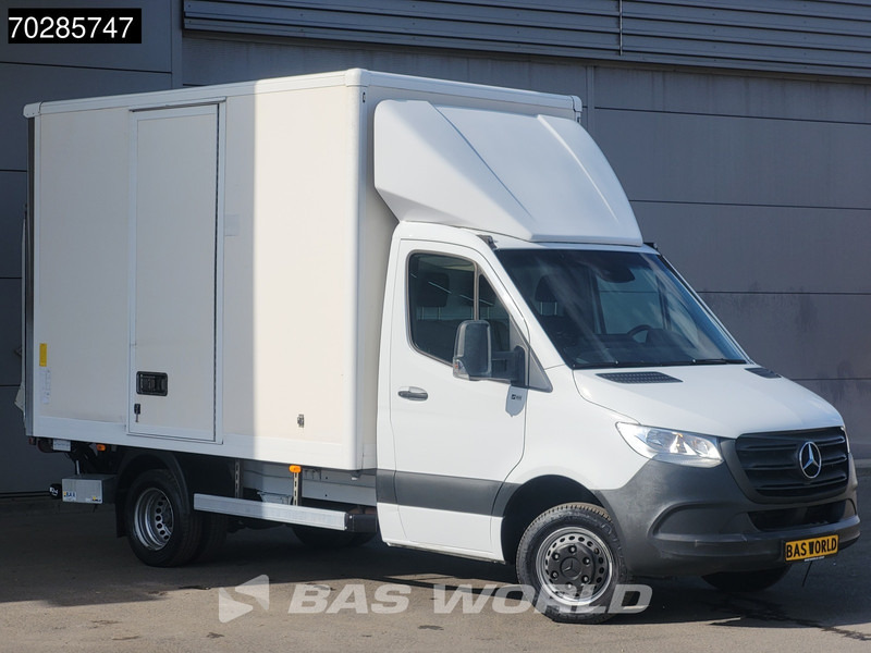 Mercedes-Benz Sprinter 514 CDI Laadklep Automaat Zijdeur Bakwagen Dubbellucht Airco Cruise MBUX CarPlay Euro6 Meubelbak Koffer 17m3 Airco Cruise contro - Box van: picture 3 Mercedes-Benz Sprinter 514 CDI Laadklep Automaat Zijdeur Bakwagen Dubbellucht Airco Cruise MBUX CarPlay Euro6 Meubelbak Koffer 17m3 Airco Cruise contro - Box van: picture 3