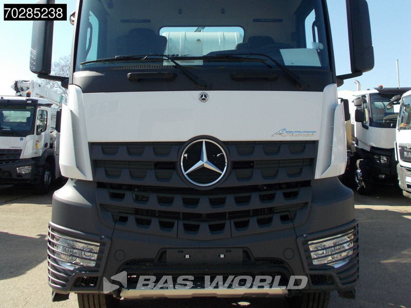 Mercedes-Benz Arocs 4145 8X4 10m3 Schwing Stetter mixer Manual Steelsuspension Euro 3 - Concrete mixer truck: picture 3 Mercedes-Benz Arocs 4145 8X4 10m3 Schwing Stetter mixer Manual Steelsuspension Euro 3 - Concrete mixer truck: picture 3